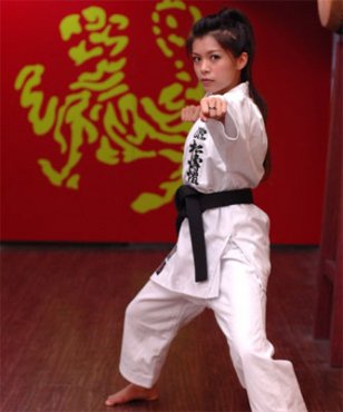 格斗小美女 專訪《天劫令》Miss不知火舞