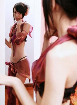 《龍槍》美女cos揭秘Boss月輝幻滅錄