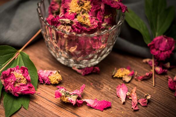 牡丹花茶的功效與禁忌，4點(diǎn)禁忌一定要注意