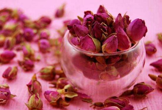 月季花可以泡水喝嗎，月季花的功效與作用