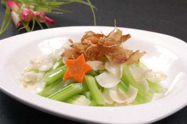 百合花怎么吃，泡茶、炒菜、煲湯