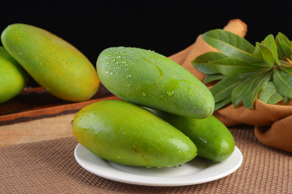 芒果長(zhǎng)什么樣