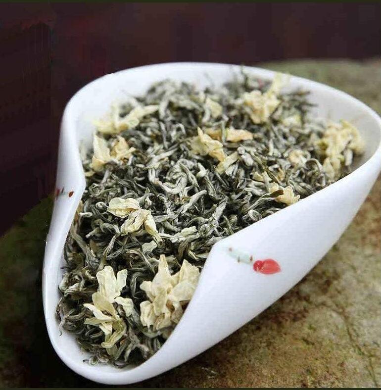 茉莉花茶有什么功效，具有清熱解毒、理氣安神等功效