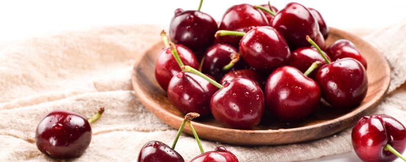 車(chē)?yán)遄邮遣皇菣烟?