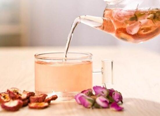 玫瑰花茶和什么搭配好，盤點六種最好的搭配方法"