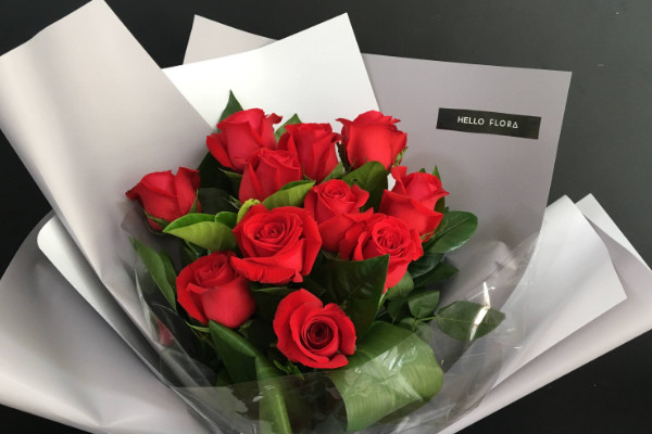 12朵玫瑰代表什么意思，心心相印/與日俱增的愛"